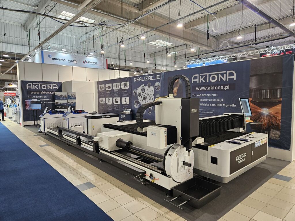 Aktona TR30ISR na Warsaw Industry Week: laserowa maszyna do cięcia rur i profili.